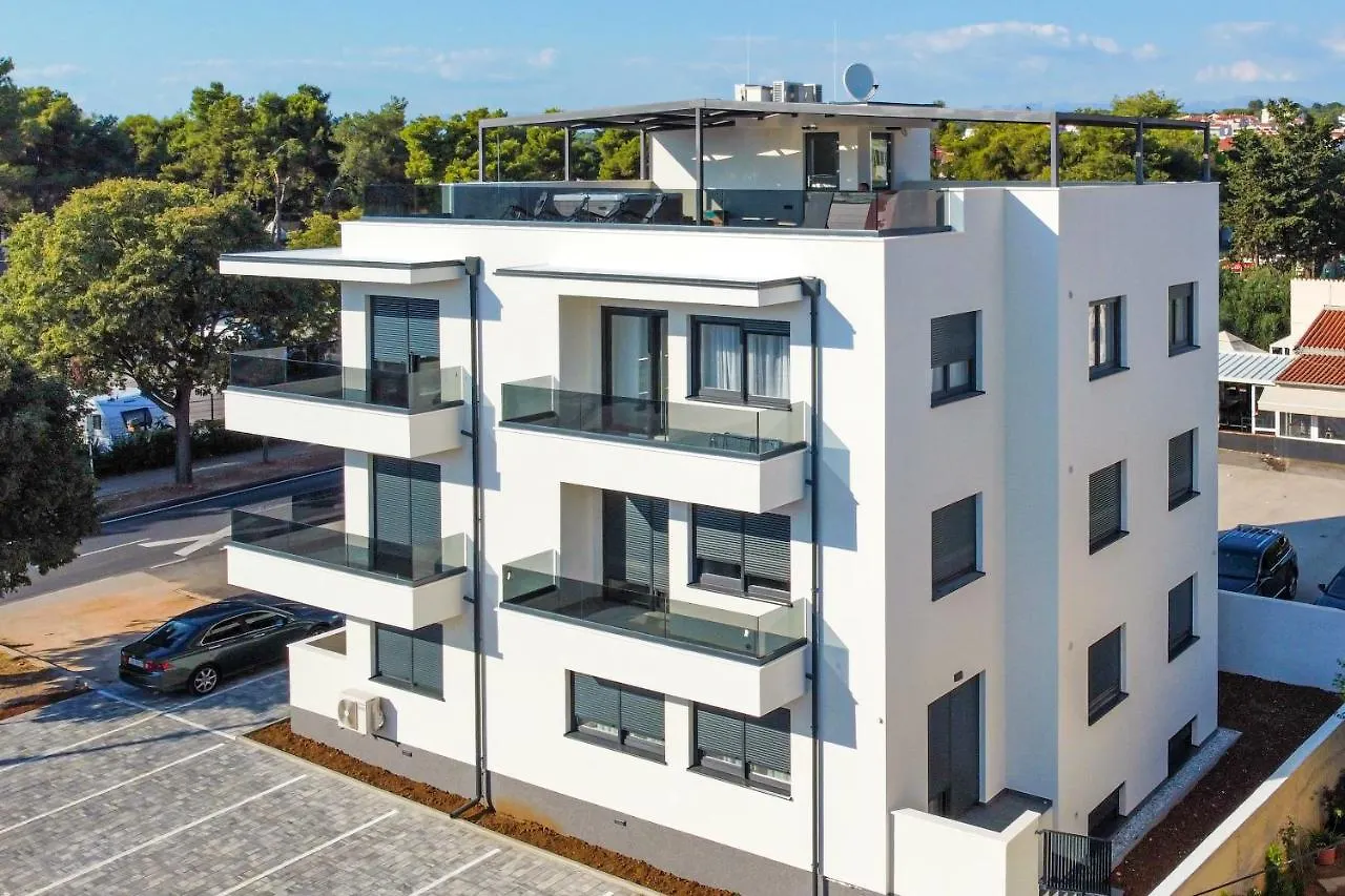 Apartment Bruno - Luxury Penthouse With Jacuzzi Zadar