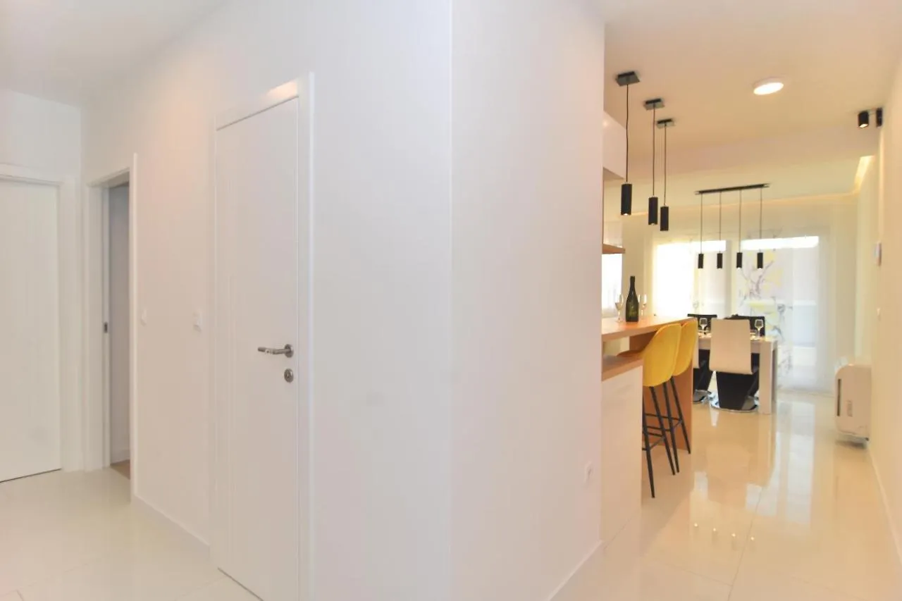 Apartment Bruno - Luxury Penthouse With Jacuzzi Zadar