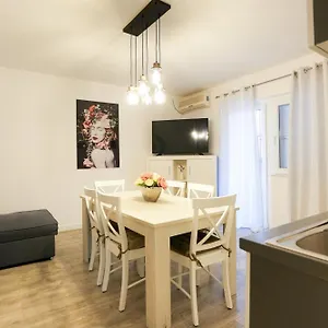 Apartment Kaya Prime Location In Old Town, Zadar